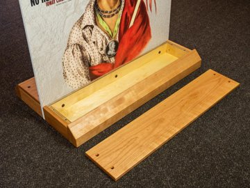 Upland® Hardwood Sign Base open